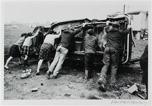 Image description is not available for 2014.040